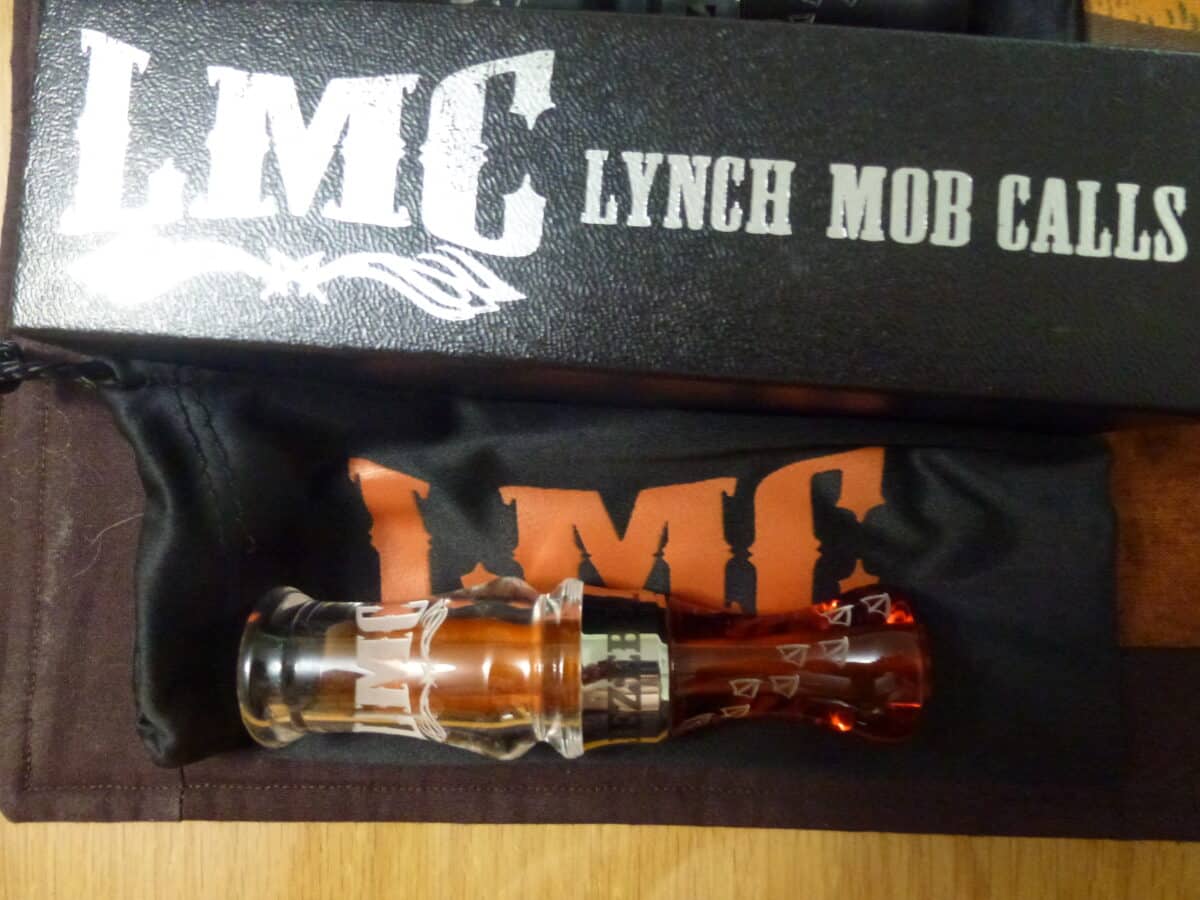 DUCK CALLS KILLER Lynch Mob Calls 85 $ CHAQUE