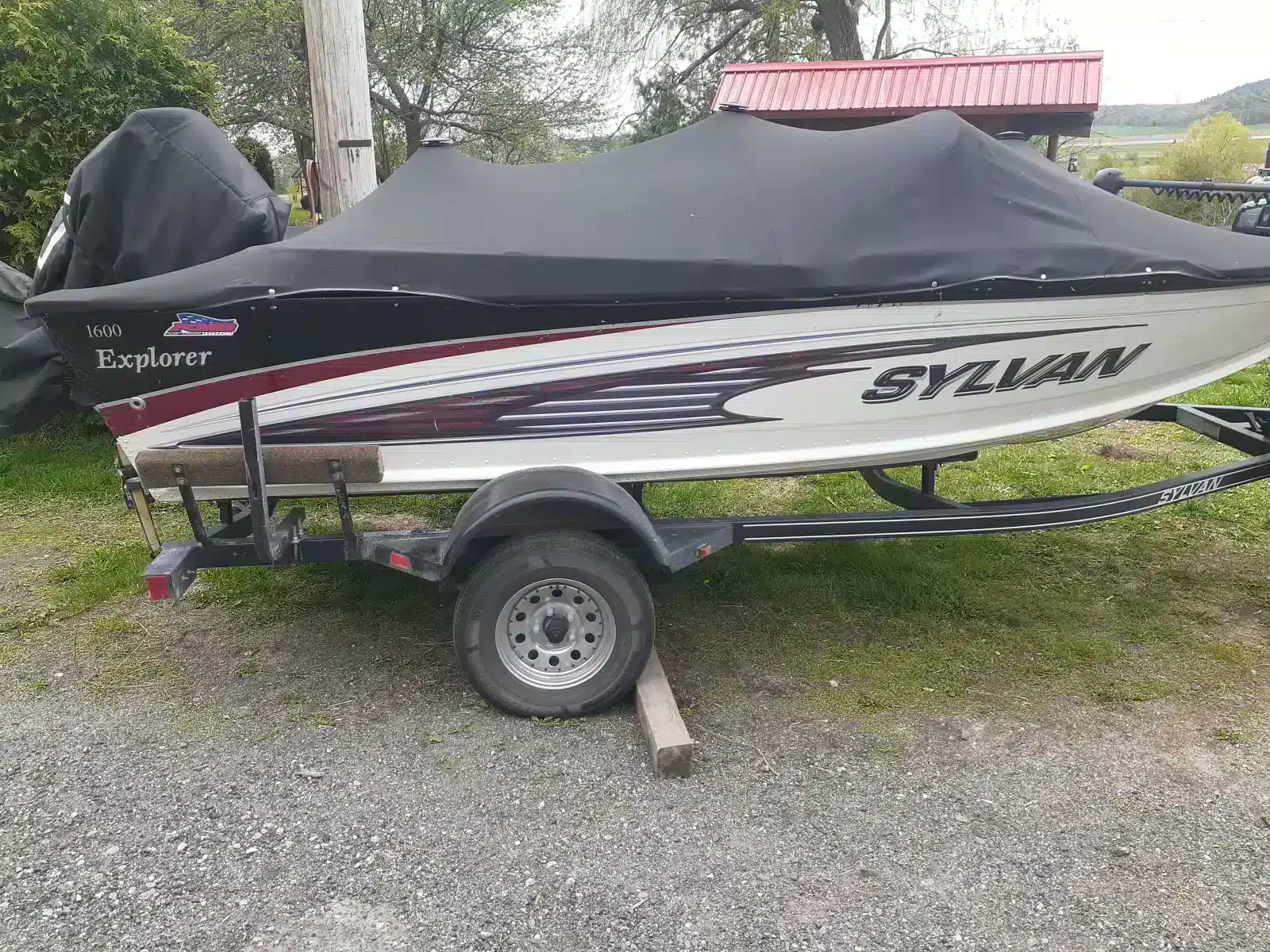 Bateau Sylvan 1600 équipé a vendre