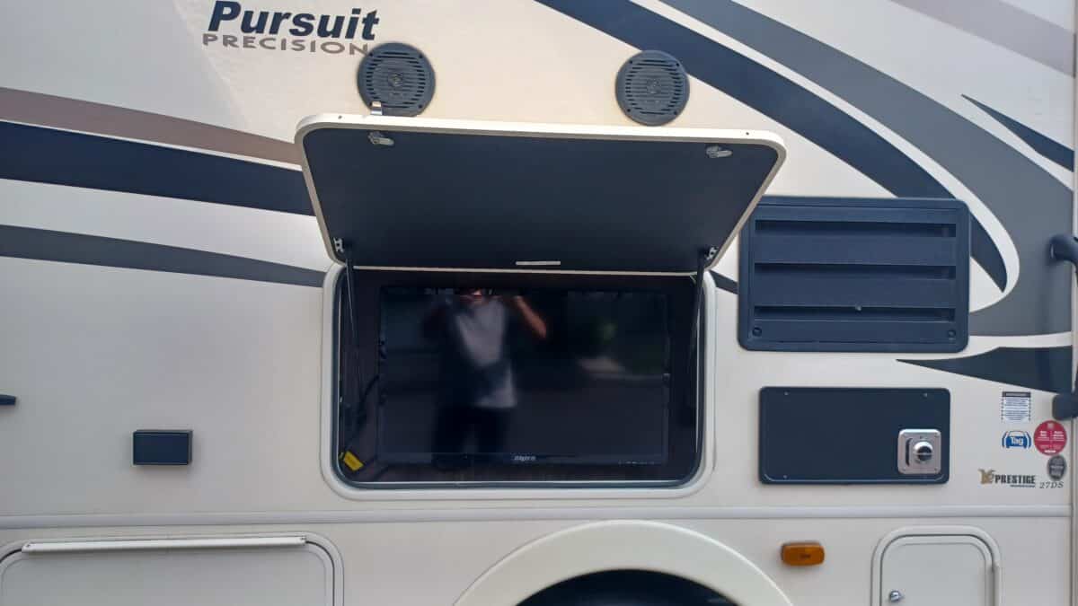 Vr 2018 coachmen pursuit 27xps