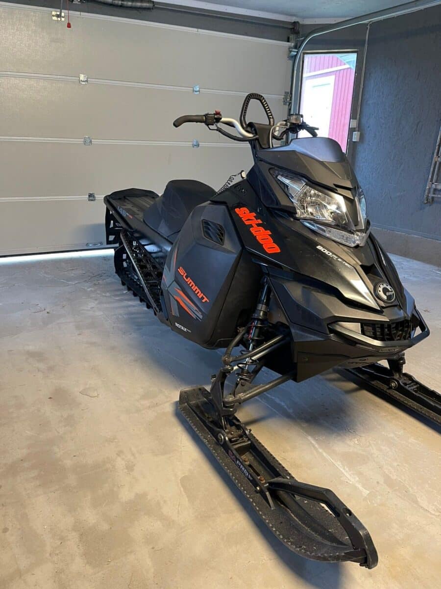 Ski-doo Ski-doo Summit 800 (2015) E-tec