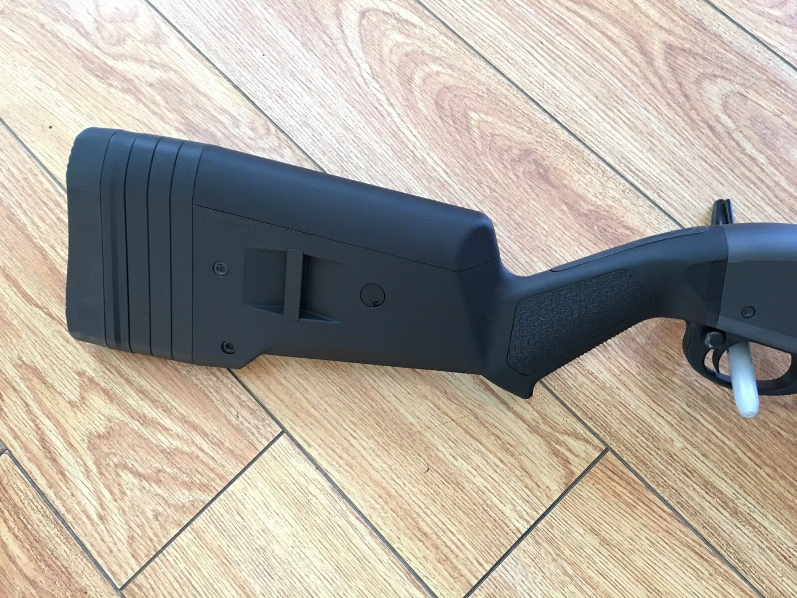 Fusil Tactique Remington 870 magpul, cal 12. Neuf