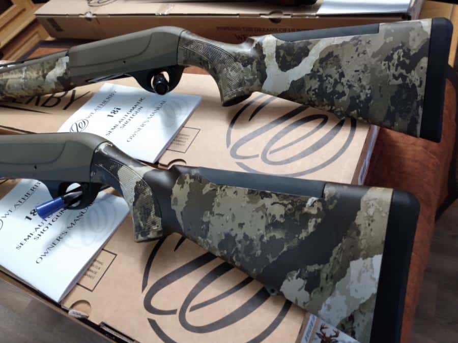 1195$ chaque ***2-Weatherby 18i Waterfowler 12 ga semi auto