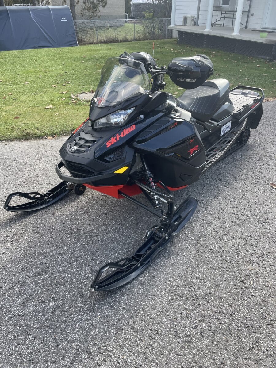 SKIDOO Renegade 900X turbo